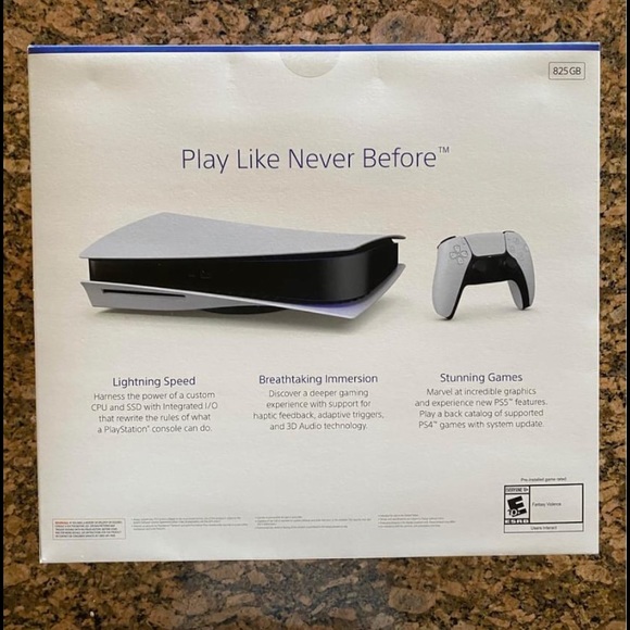 PlayStation 5 - Picture 2 of 4